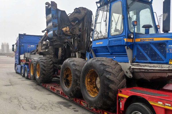 Specjalistyczny transport maszyny leśnej Rottne Rapid | Trasa Lublin – Hamburg